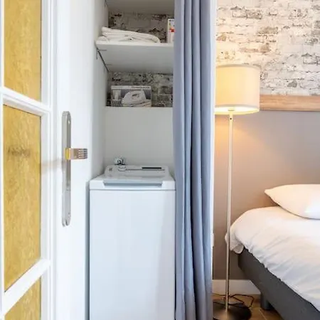 Apartment Secteur Gare Et Gem: 2 Pieces - Fibre - Confort +